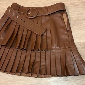 ZARA BROWN PLEATED FAUX LEATHER SKIRT